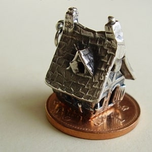 HAUNTED GHOST HOUSE charm.Sterling Siver,..Opens to reveal Ghost