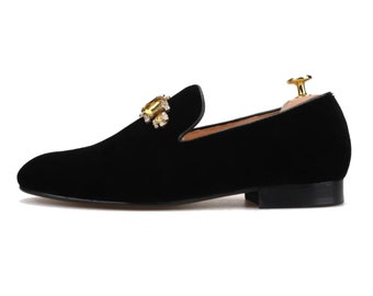 FERUCCI Men Black Velvet Slippers Loafers Flats With Gold  display picture 3