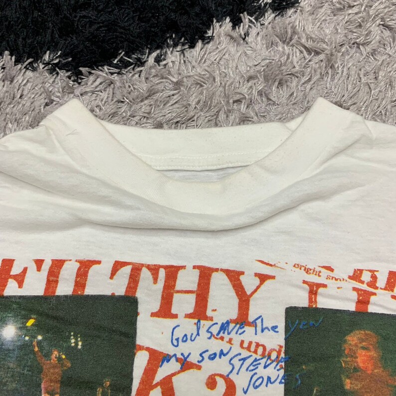 T SHIRT Vintage 1995 Cyndi Lauper Japan Tour 90s Deadly Cyns