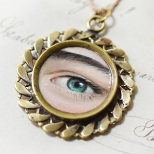 ANTIEKE koperen hanger met nieuw groen Lover's Eye-olieverfschilderij op canvas origineel kunstwerk met de hand geschilderd, mooi Art Deco cadeau-idee voor het boze oog