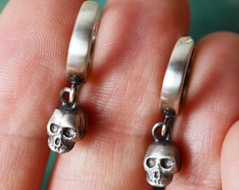 VNTAGE 3D Memento Mori Vanitas Skull Sterling Silver Hoop Earrings, handmade Stoic philosophy earrings good luck recycled minimalist hoops