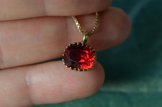 ANTIQUE Victorian Oval Crown Setting Ruby Paste P… - image 6