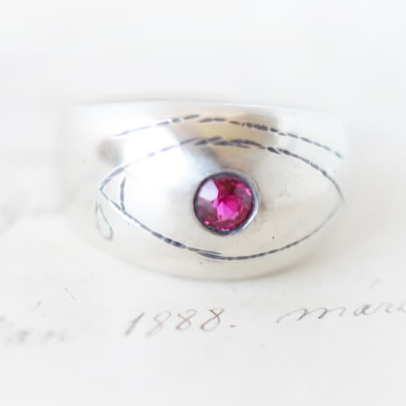 Vintage Ruby Paste Sterling Silver Ring: Etched L… - image 2