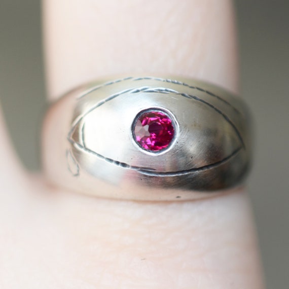 Vintage Ruby Paste Sterling Silver Ring: Etched L… - image 3