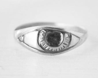 Protective Evil Eye Sterling Silver Statement Ring, antique style 925 lover's eye wedding band or lucky stacking ring