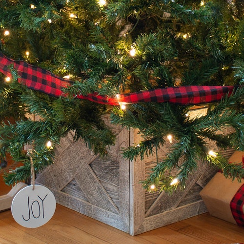 barnwood christmas tree collar