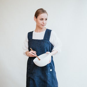 Linen Pinafore Apron, Chequered Linen Crafts Apron, Linen Smock Apron, Pinafore Apron Woman, No-ties apron, Japanese apron, Kindergarden