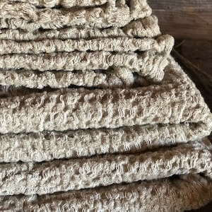Linen bath towel waffle, large towel, Creamy grey , gift for men, bath towel for men, massage towel,woven towel, 100% linen towel