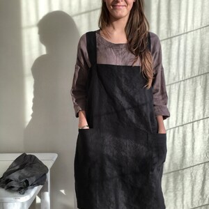 Linen Pinafore Apron, Linen Apron, Dark Pinafore Woman, Square-Cross Apron, no-ties apron, Japanese apron, linen smock, Mothers day gift