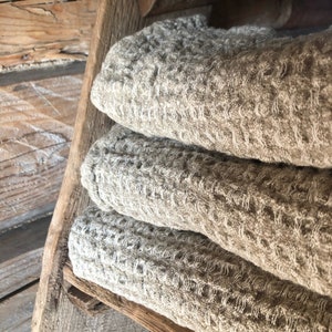 Linen waffle, large towel, Creamy grey , gift for men, bath towel for men, massage towel,woven towel, 100% linen towel