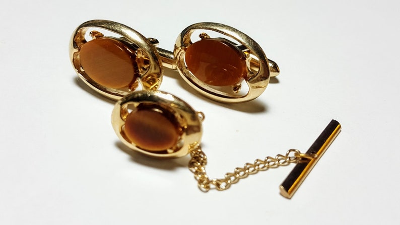 Vintage Oval CufflinksTie Tack SetGold ToneGenuine TIGER EYE StoneWedding JewelryMen/'s GiftFormal WearGentleman Style1960/'s