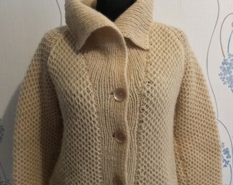 HAND KNITTED Honeycomb Brioche Stich Knitted Cardigan Beige Honey colour,  size S-M,  made cardigan