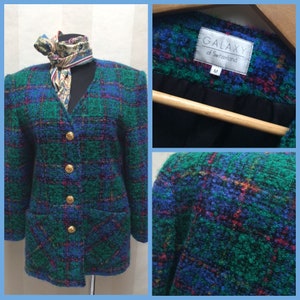 Galaxy of Switzerland Vintage Boucle Wool Blazer with Golden Buttons size M