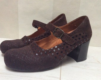 Chie Mihara Brown Suede Polka Dotted Mary Jane Shoes size 40, Excellent Condition