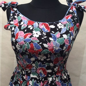 Vintage Thomas And Jonathan Of Canterbury LIBERTY Made in England Pure Cotton Summer Midi Dress Floral Pattern, fits size 10-12 UK, M