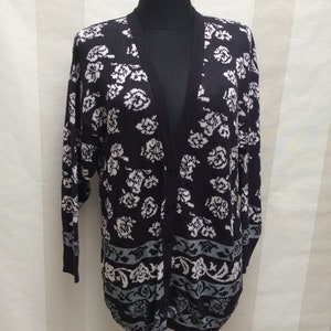 Vintage ESCADA von Margaretha Ley Strickjacke Blumenmuster Made in Western Germany, Größe 42, passt M-L