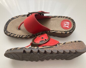 Fly london toe post sandals sales