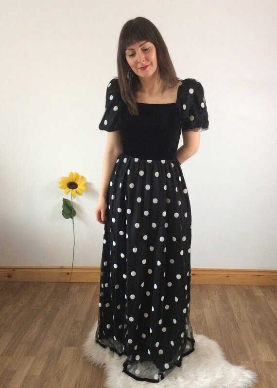 Vintage 70s Off the Shoulder Long Maxi Dress