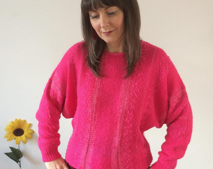 Vintage 80s Batwing Sleeve Pink Jumper
