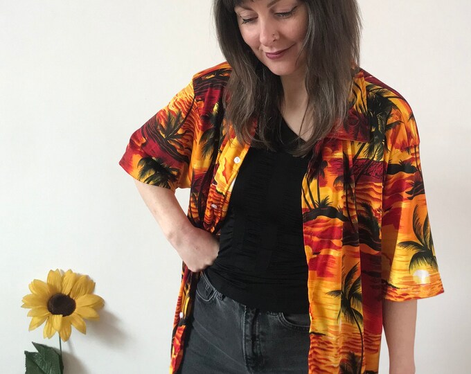 Vintage 90s Orange & Yellow Hawaiian Shirt