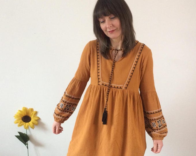 Vintage 70s Boho Style Mustard & Black Dress