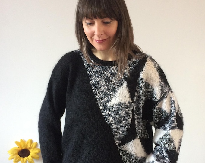 Vintage 80s Black & White Jumper