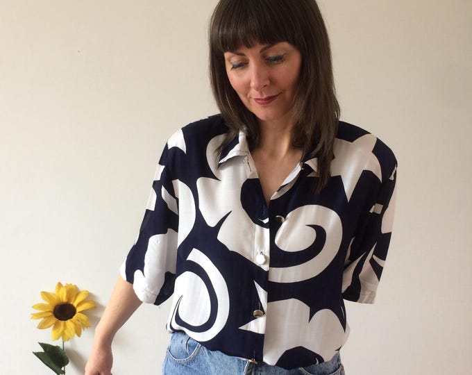 Vintage 80s Navy & White Blouse