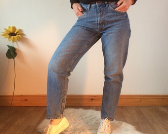 Hohe Taille Blau Jeans mit geradem Bein