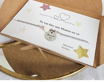 Bracelet  Mamie acier médaille et perles annonce surprise de grossesse pour Mamie en or avec carte dans une élégante enveloppe kraft