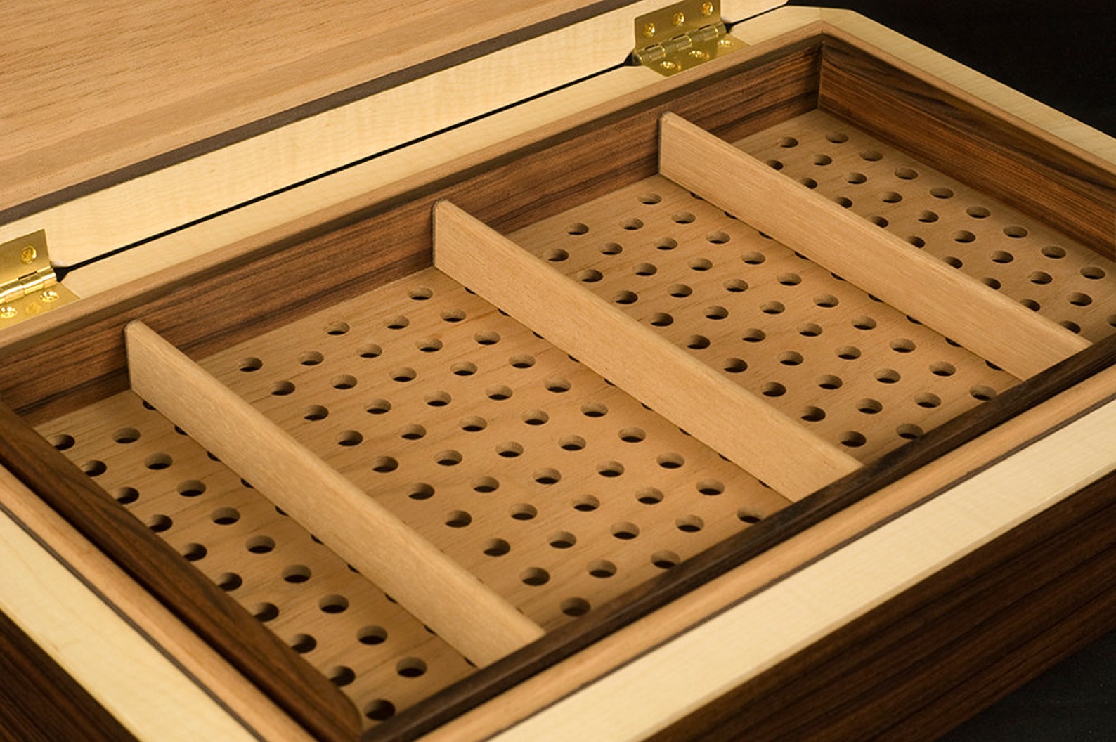 HUMIDOR Poliedro. Santos Palisander and Sycamore. 220 Cigars. - Etsy