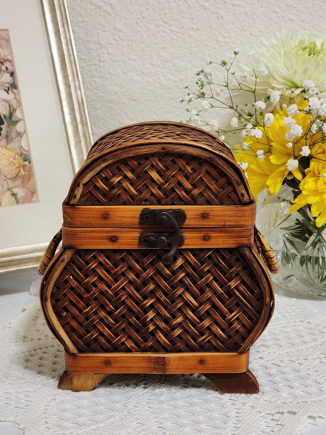 Vintage Bombay Wicker Basket Chest With a Metal Closing Etsy