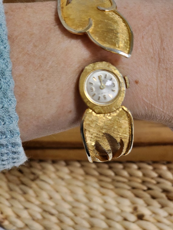 80's Vintage Costume Gold Watch Bracelet - image 3