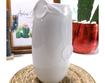 Vintage 7" Vase Classic Flair White by MIKASA_1990s