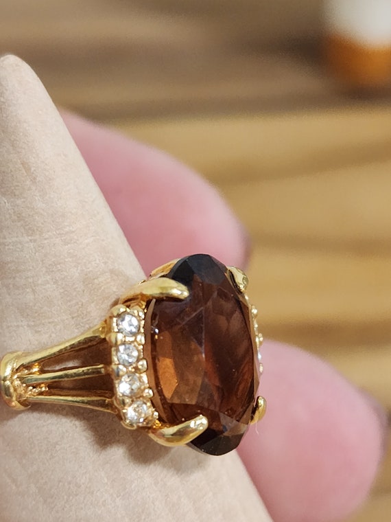 Vintage Costume Hessonite Garnet Like Ring on a 1… - image 10