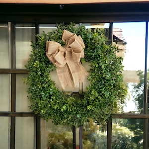 ON SALE/Farmhouse Wreath, Boxwood wreath, Green wreath, Green leaf wreath,Housewarming gift, Fixer upper wreath, Bride gift. 22&quot;