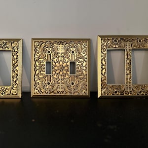 Cubiertas de placa de interruptor con acabado de latón ornamentado: tornillos gratuitos incluidos