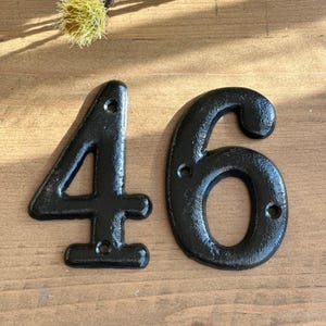 House numbers/FREE  SCREWS/Office numbers/ 0, 1,2,3,4,5,6,7,8,9 /Retro Cast Iron Numbers Numbers/ Address Numbers/Modern Number/Gold numbers