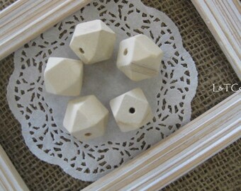 Natural Wooden Geometric Beads 20 mm