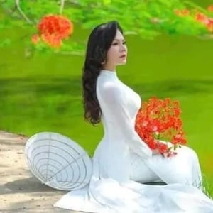 Ready to ship/Size S,M and L White Chiffon Double Layer Long Dress /Áo dài truyen thong Ao Dai for Girls, Ao Dai for Women ,Ao dai Viet Nam