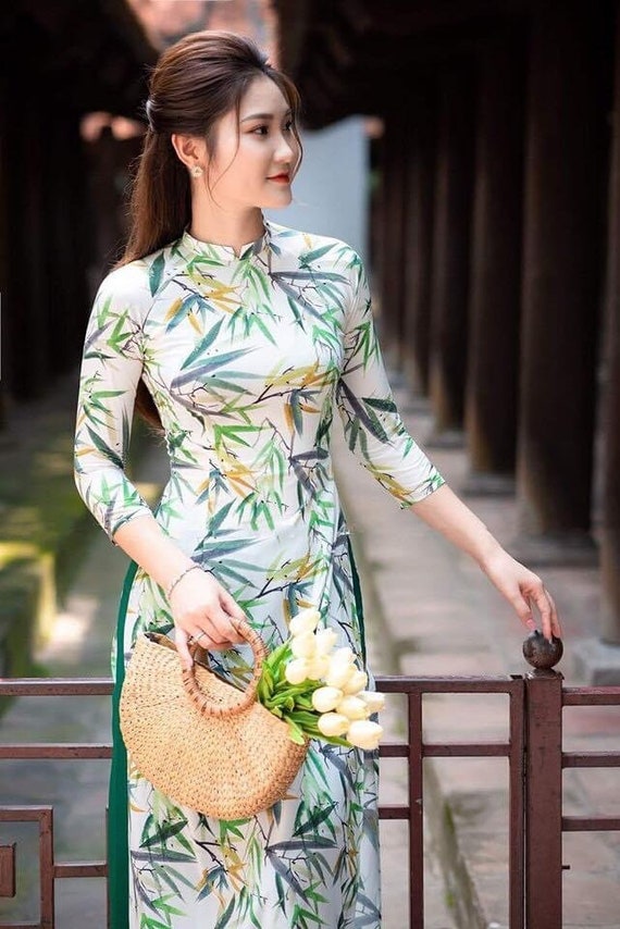 {No 221}ベトナムアオザイ(Áo dài Việt Nam) Amazon.com: D1 Ao Dai Nam, Men ao dai, Vietnamese