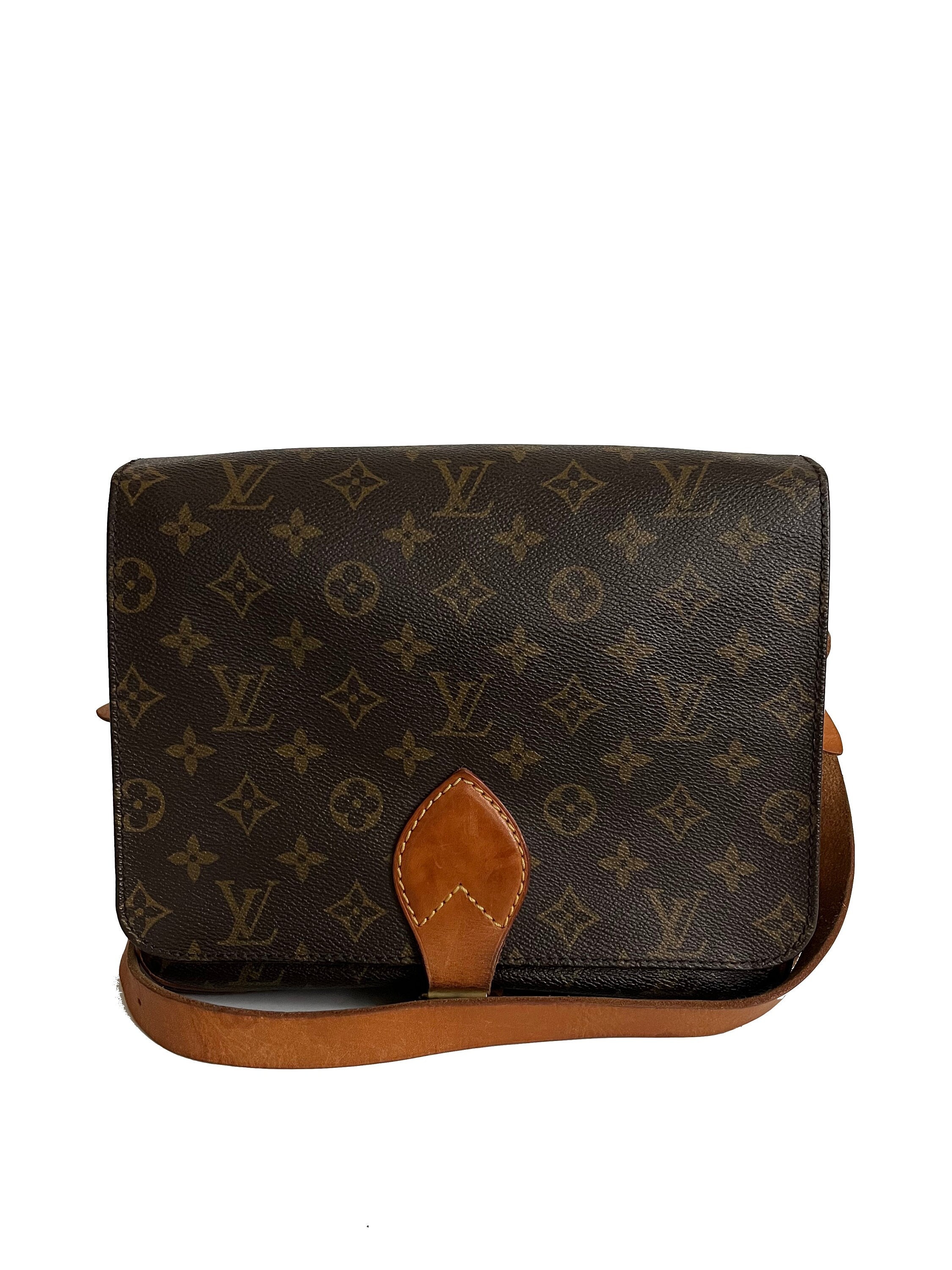 Louis Vuitton Camera Bag - 8 For Sale on 1stDibs  louis vuitton vintage  camera bag, lv vintage camera bag, louis vuitton monogram camera bag