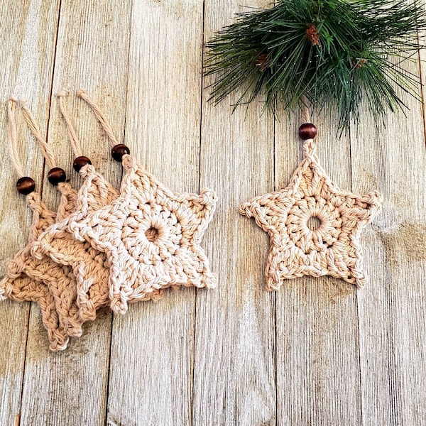 Primitive Star Ornaments - Set of 5 - Rustic Christmas Tree Decoration - Crochet Star Applique - Farmhouse Holiday Decor - Wood Bead Accent