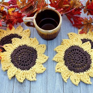 Sunflower Coaster Set, Crochet Cup Drink Coasters, Fall Autumn Home Decor, Rustic Farmhouse Table Decor, Housewarming Hostess Gift