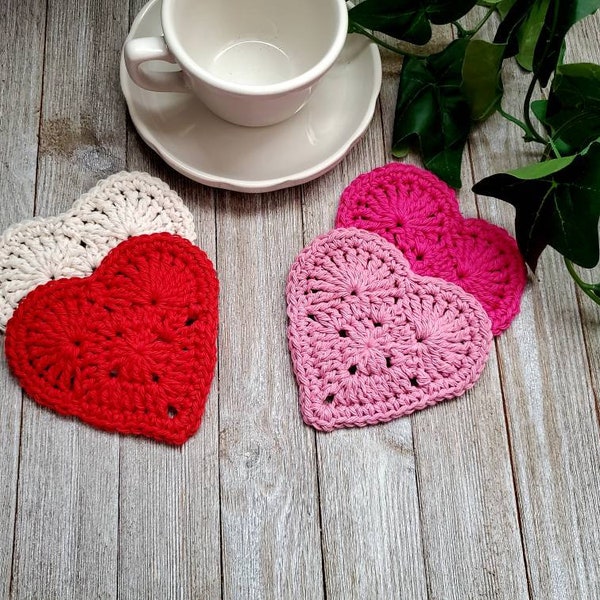 Ombre Heart Coasters, Ivory Pink Red, Crochet Cotton Coasters,  Valentines Day Decor, Romantic Heart Doilies, Home Table Decor, Hostess Gift