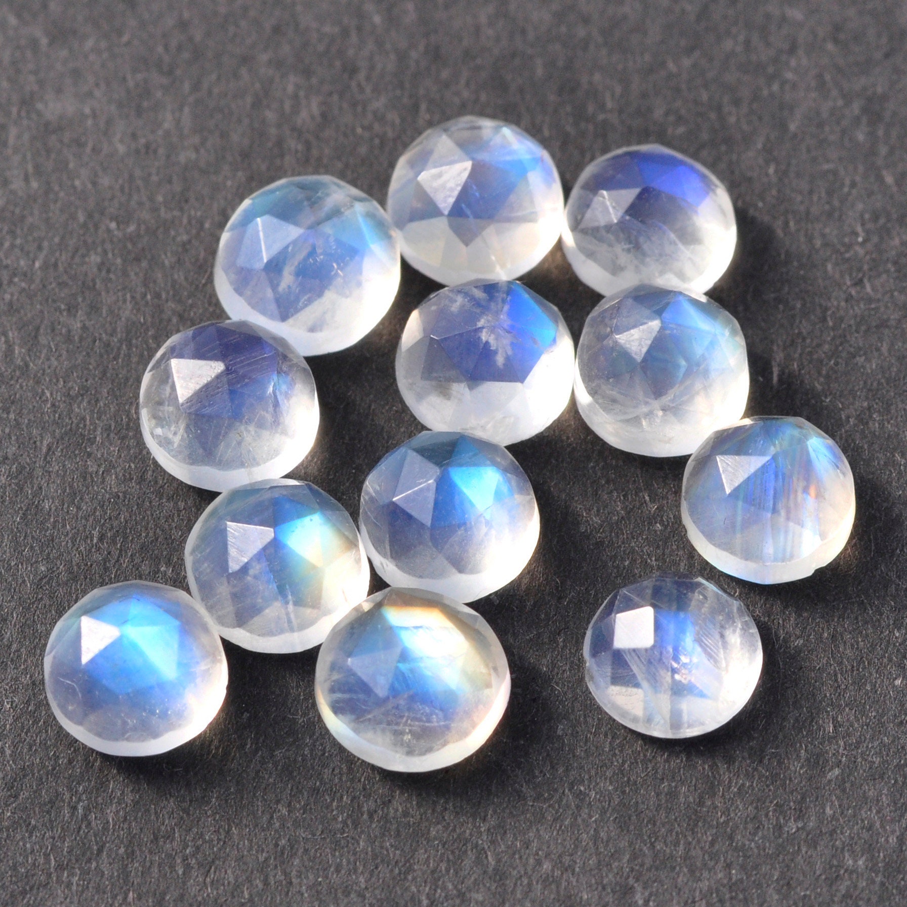 NATURAL BLUE FIRE RAINBOW MOONSTONE 8 MM ROUND CABOCHON LOOSE AAA GEMSTONE LOT ! NATURAL BLUE FIRE RAINBOW MOONSTONE 8 MM ROUND CABOCHON LOOSE AAA GEMSTONE LOT !
