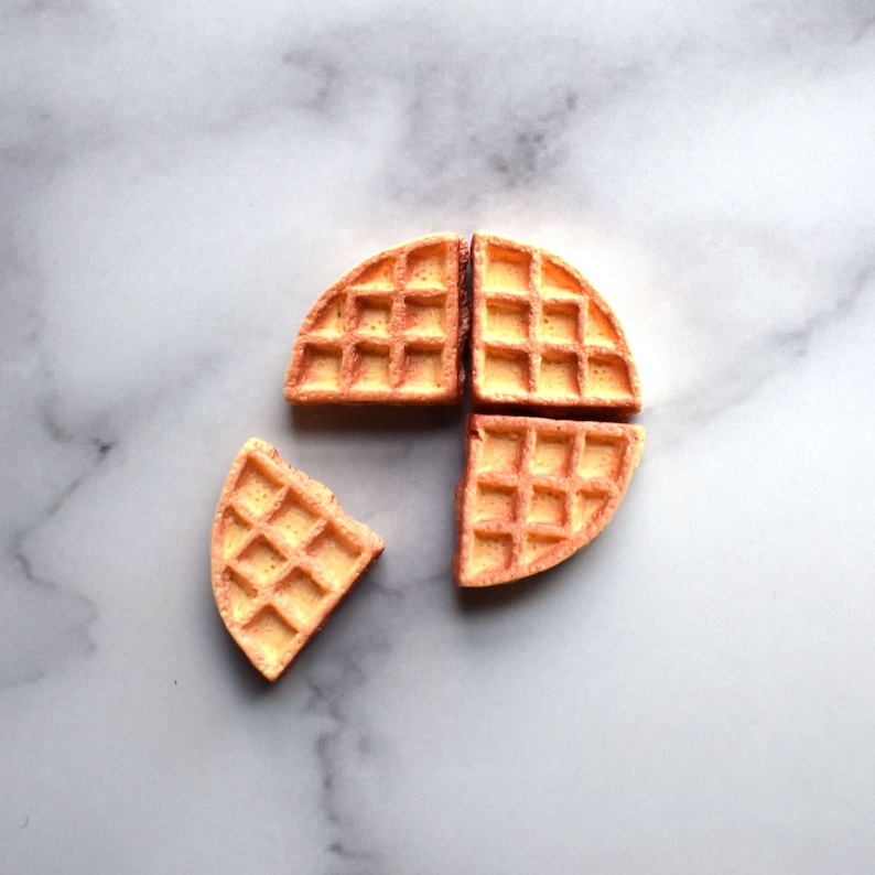 Waffle Magnets, Belgian Waffles, Brunch Gift, Home Office Decor, Refrigerator Magnets, Kitchen Decor, Gift for Friend, Dorm Room Decor bild 1