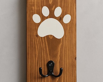 Dog Leash Holder – Wooden Paw Print Wall Hook | Rustic Pet Leash Organizer