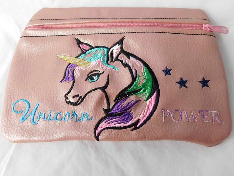 bestickte Make up Tasche Einhorn 16x11 cm Versandkostenfrei Bild 1