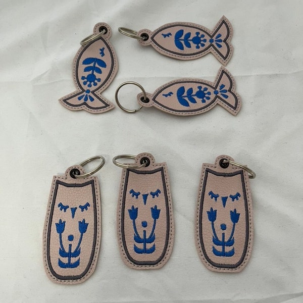 bestickter Schlüsselanhänger skandinavisches Design Eule und Fisch aus Kunstleder  Versandkostenfrei!