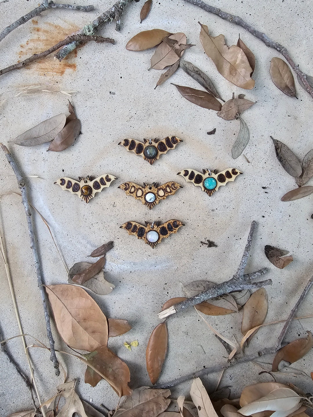 Pyrography Moonphase Bat Wooden Pendant - Etsy